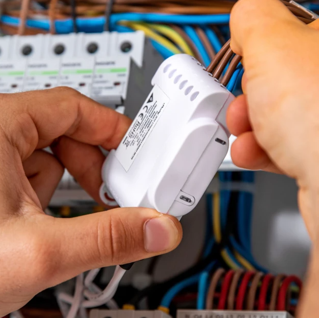Módulo medidor de consumo ou produção trifásico c/ WiFi + 3 pinças 120A - Shelly 3EM